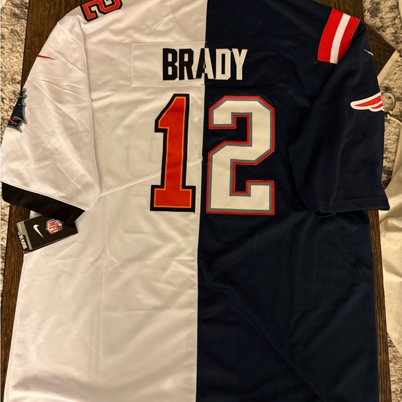 Tom Brady 12 Patriots/Buccaneers Split Jersey Super Bowl - Picture 2 of 9